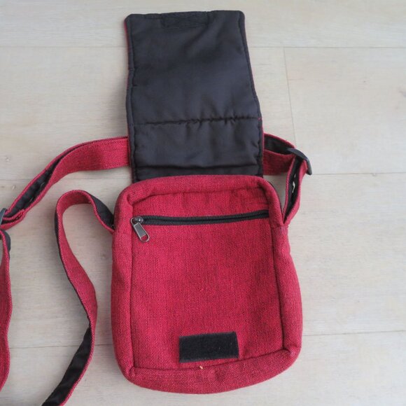 Red Cotton Crossbody Bag Sun Embroidery Adjustable Strap Zipper Pockets Nepal - Picture 2 of 7